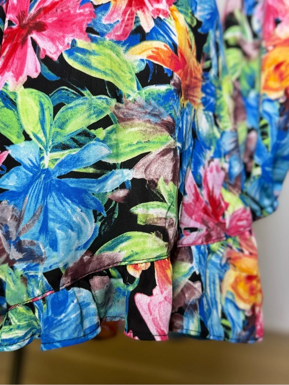 Show Me Your Mumu Black Multi-Color Floral Long sleeve Romper Coverup Size Small